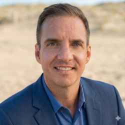 Profile picture of Daniel Ciomek, Lecturer Faculty, edited by Nano Banana Pro (AI)